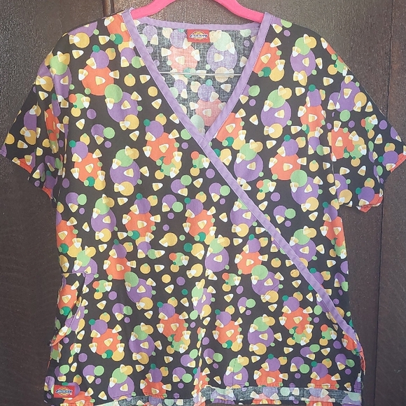 Dickies Multicolor Halloween Scrub Top - Picture 1 of 4